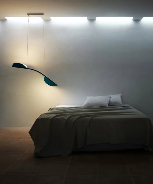 Almendra Arc Suspension Light showing tubular aluminum structure