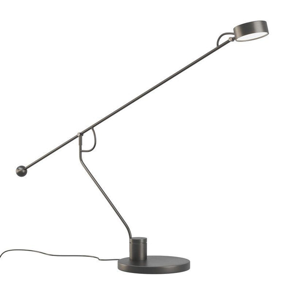 Bordash Nordic table lamp with iron body
